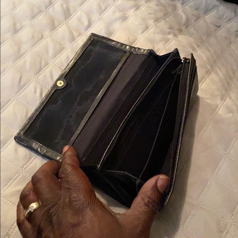 Wallet - Picture 2 of 3